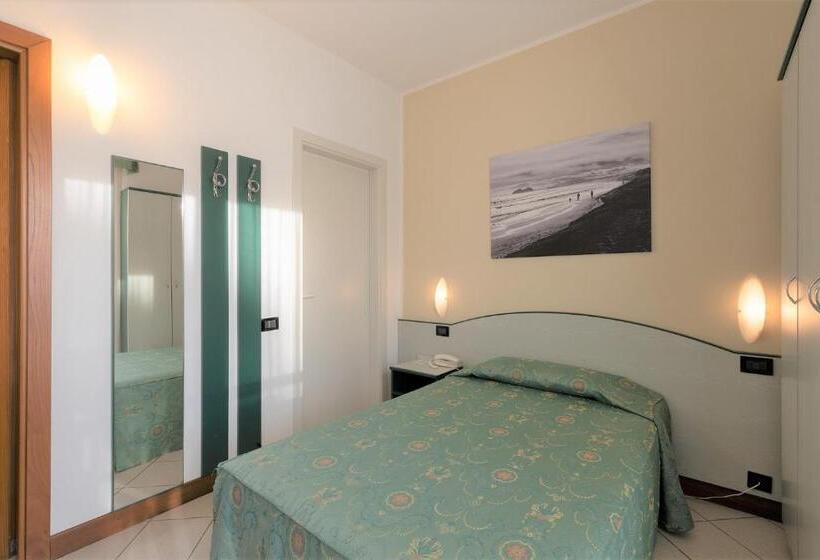 غرفة أساسية, La Tavernetta