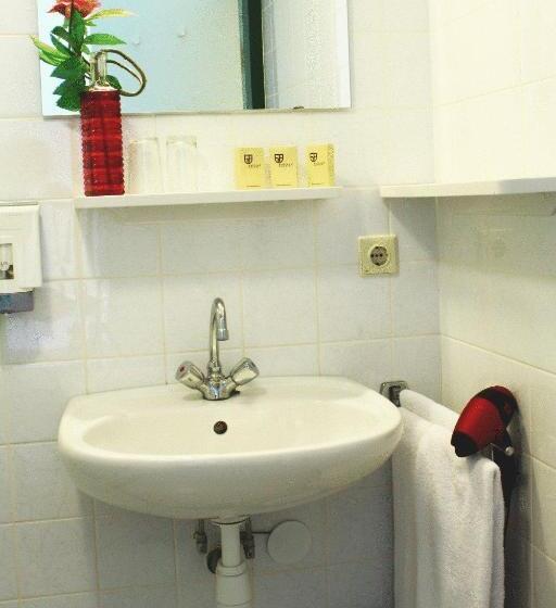 غرفة إقتصادية, & Restaurant 't Holt