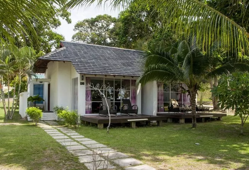 Villa 1 Makuuhuone Puutarhanäkymä, Sari Pacifica Resort & Spa Sibu Island
