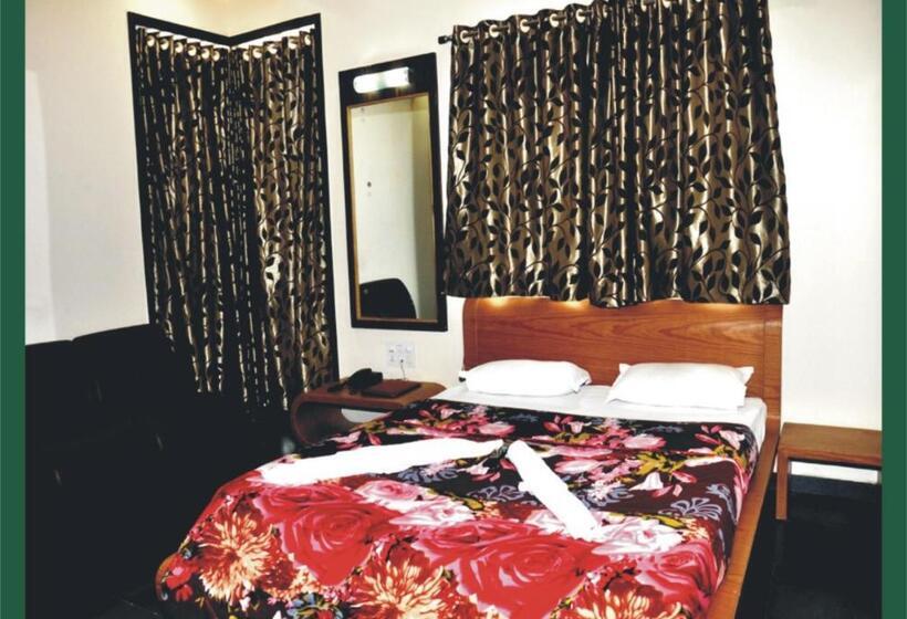 اتاق لوکس, Shradha Saburi Palace