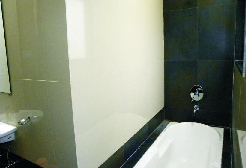 اتاق لوکس, Shradha Saburi Palace