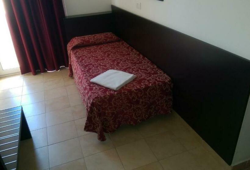 Quarto Estandar Individual, Union