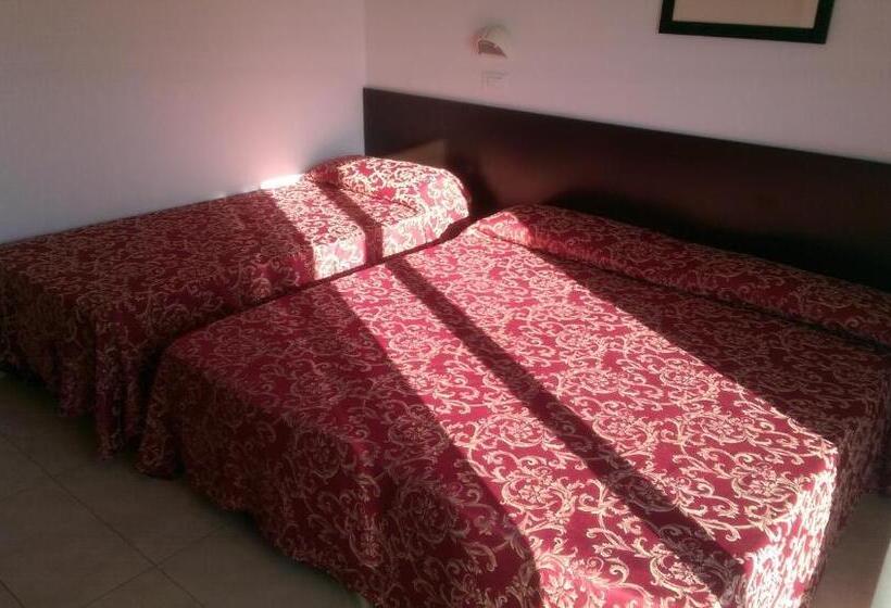 スタンダードトリプルルーム, Union