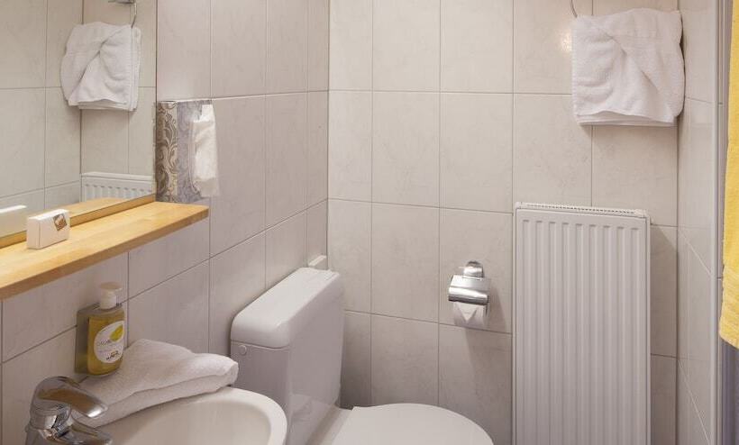 스탠다드 룸, Zimba