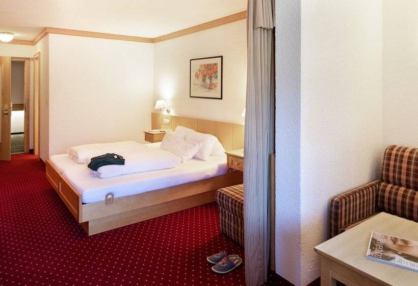 스탠다드 룸, Zimba