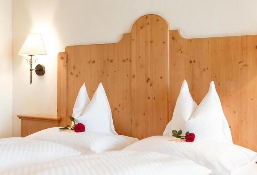 غرفة قياسية, Die Linde