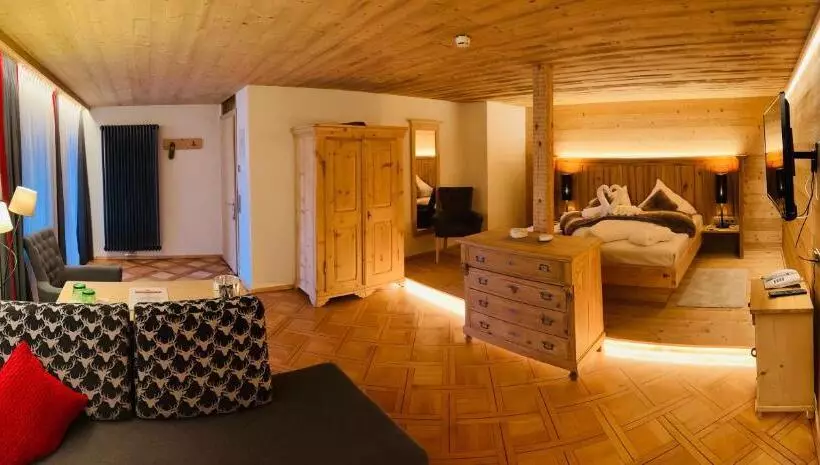 Sviitti, Gasthof Adler