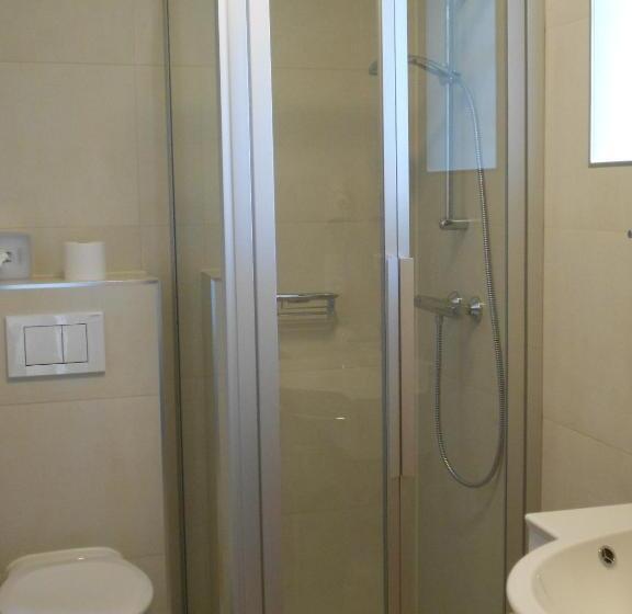 スタンダードトリプルルーム, Weingut Gastehaus Palkowitsch