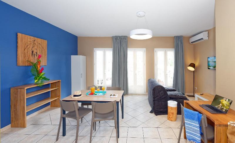 آپارتمان 1 خوابه, Village Creole