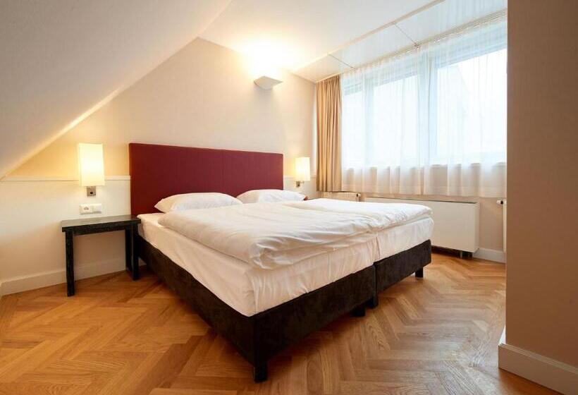 , Singerstrasse 21 25 Aparthotel 350m Next To St Stephen S Square