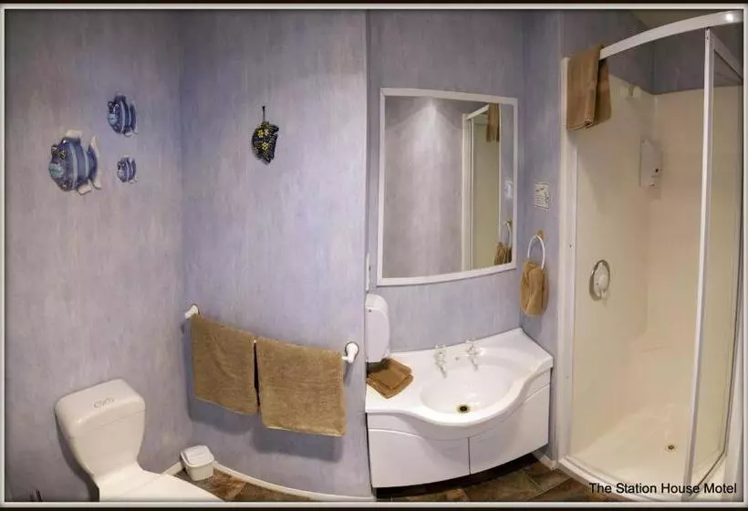 Basic-studio, The Station House Motel