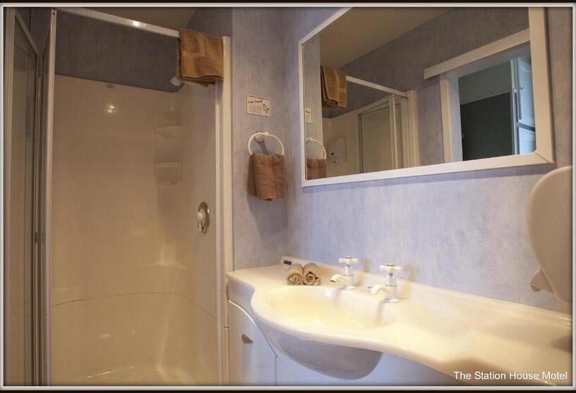 חדר סטודיו סטנדרד, The Station House Motel