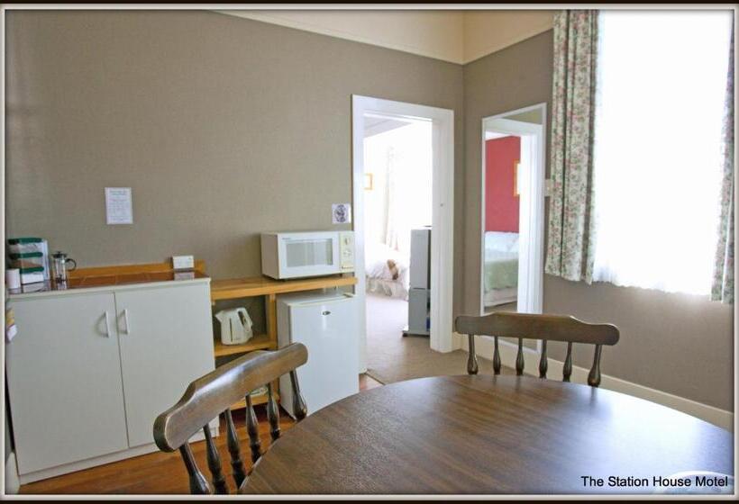 חדר סטודיו סטנדרד, The Station House Motel