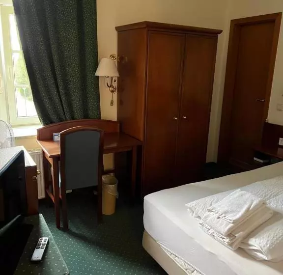 スタンダードシングルルーム, Am Schloss   Frankfurt An Der Oder