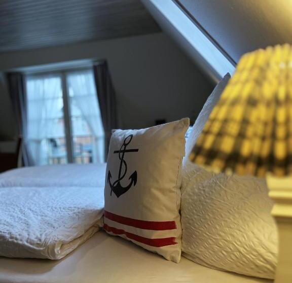 스탠다드 룸, Anka