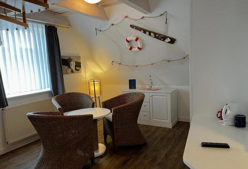 스탠다드 룸, Anka