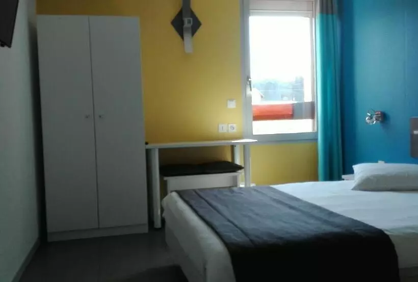 Camera Standard, Beddy Bye Hôtel