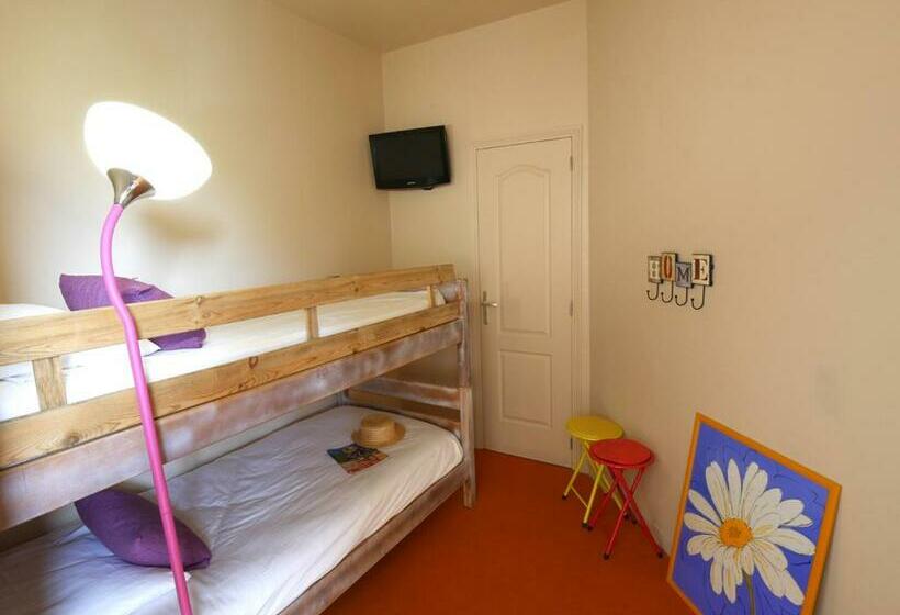 4인용 수피리어 룸, Vacances Bleues Hôtel Castel Luberon