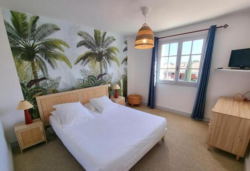 클래식 룸, Castillon Des Baux