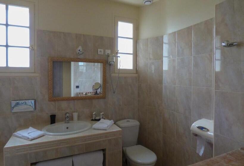 프레스티지 룸, Castillon Des Baux