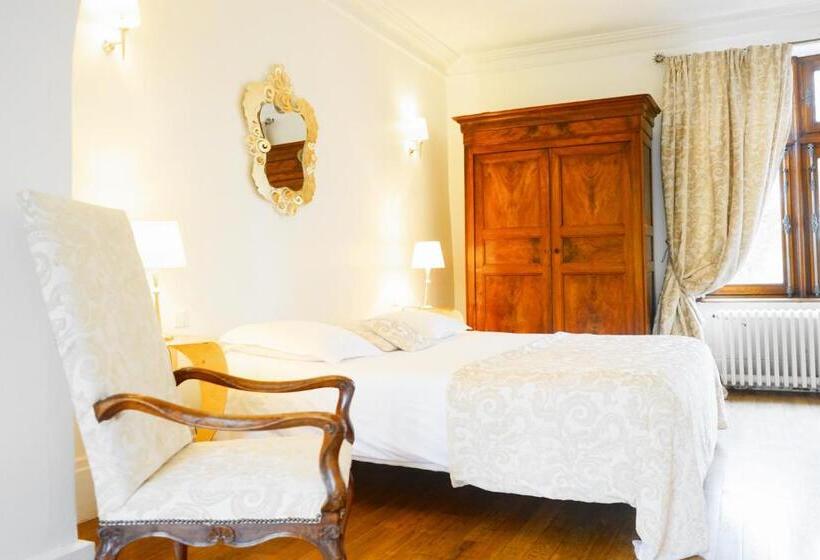 סוויטה, Château   Hôtel Le Sallay