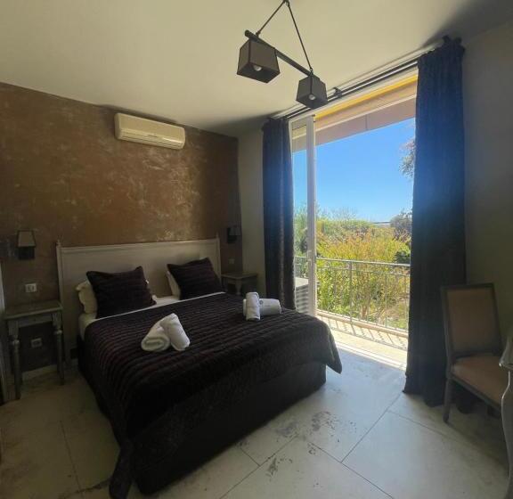 バルコニー付きジュニアスイート, De La Fossette