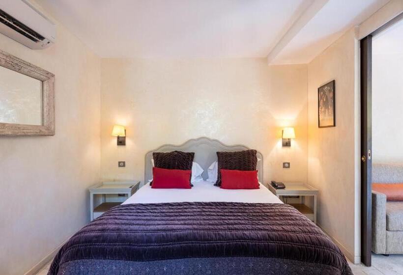 テラス付スイート, De La Fossette