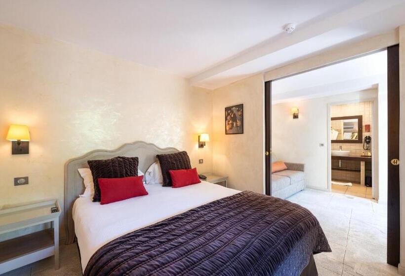 テラス付スイート, De La Fossette