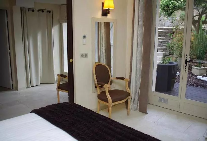 Suite with Terrace, De La Fossette