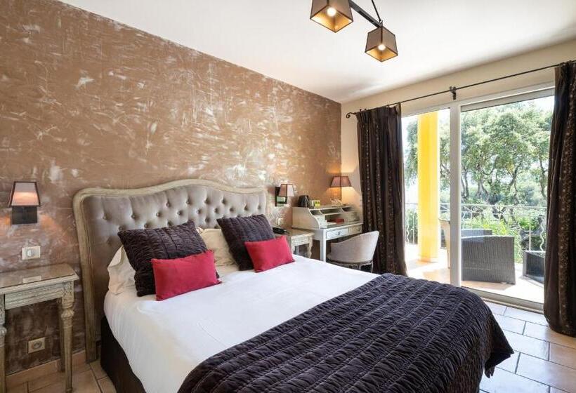 スーペリアールーム, De La Fossette