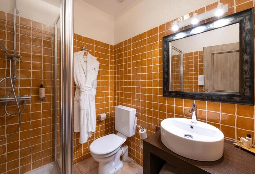 スーペリアールーム, De La Fossette