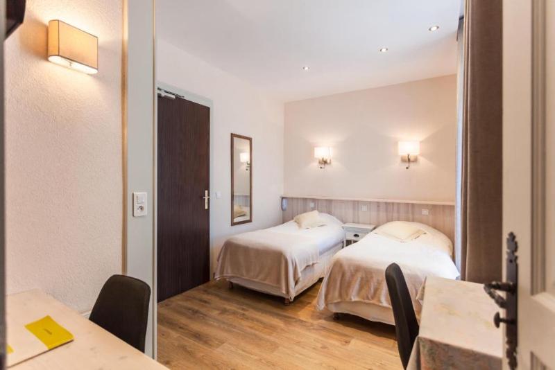 标准间, De La Plage