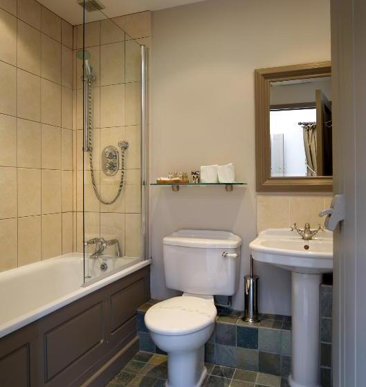 Номер Стандарт, Halfway Bridge