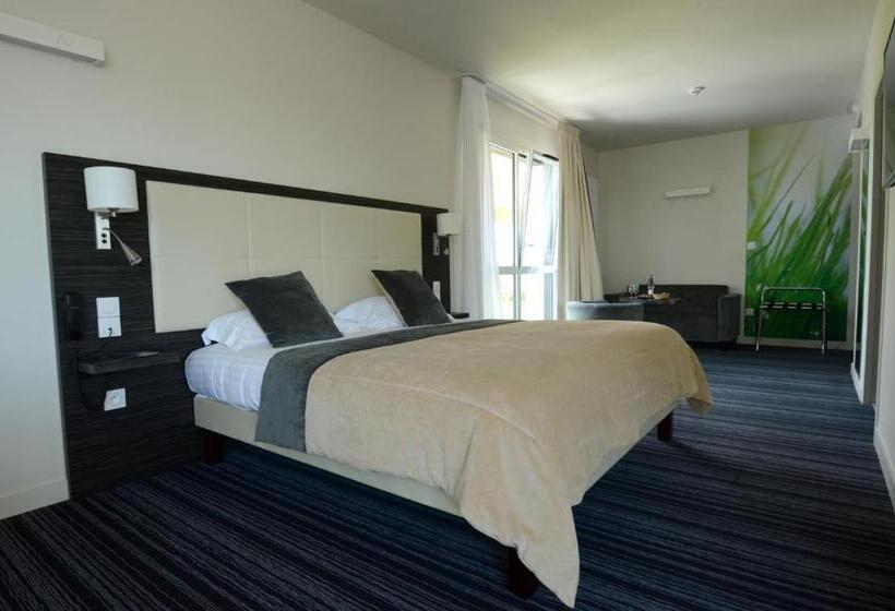 جناح, Hôtel La Verriaire   The Originals