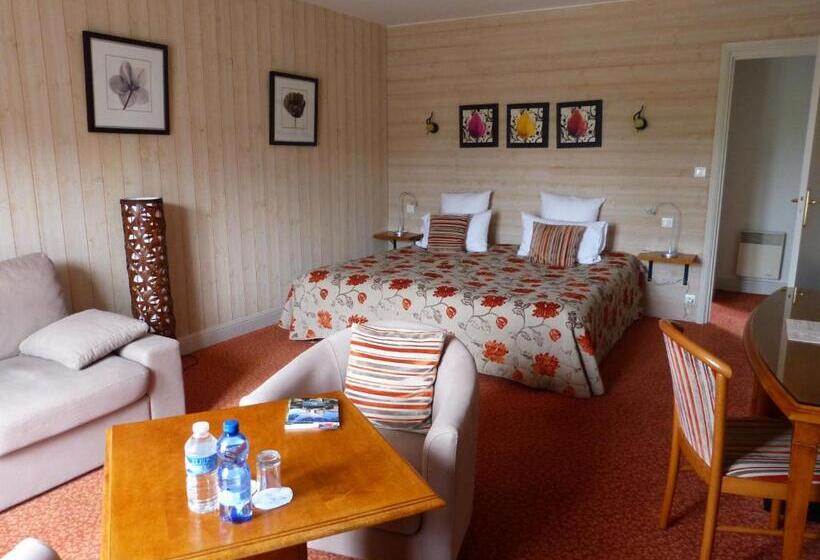 コンフォートトリプルルーム, L Aubinière Hôtel Restaurant & Spa