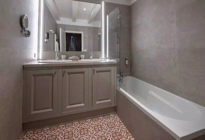 ファミリールーム, La Baronnie Hôtel & Spa   Teritoria
