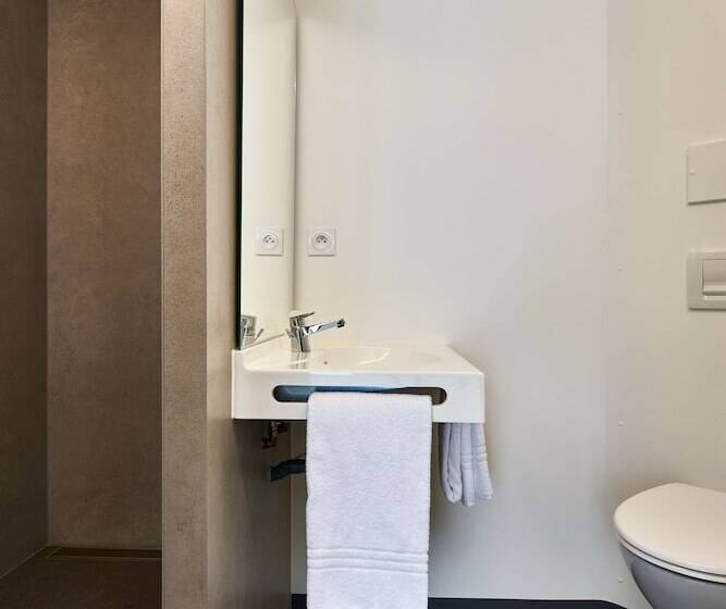 غرفة قياسية سرير مزدوج, Première Classe La Roche Sur Yon   Vendéspace