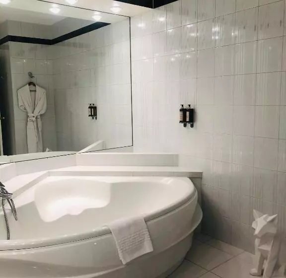 Superior Room, Restaurant Chavant