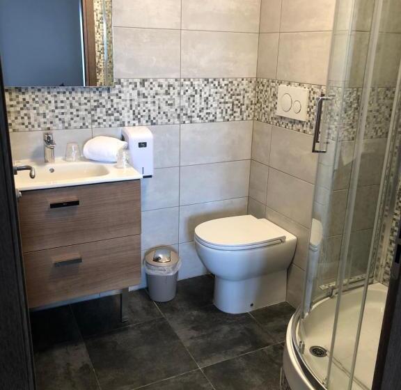 스탠다드 룸, Savoy Hôtel Evian