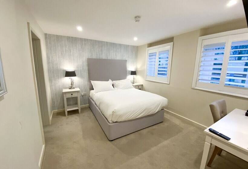 ファミリールーム, The Northey Arms