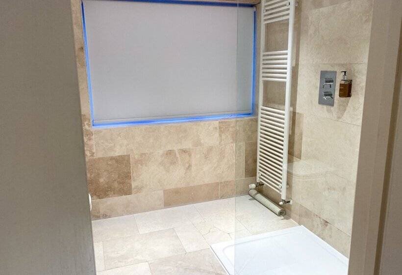 スーペリアールーム, The Northey Arms