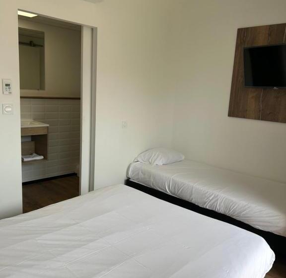 غرفة قياسية ثلاثية, The Originals Access, Hôtel Tulle