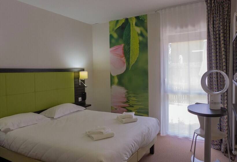 غرفة قياسية, Hôtel La Verriaire   The Originals