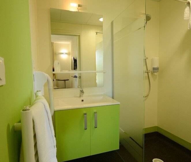 غرفة قياسية, Hôtel La Verriaire   The Originals