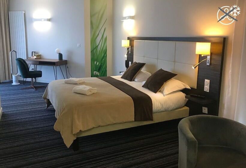 جناح, Hôtel La Verriaire   The Originals