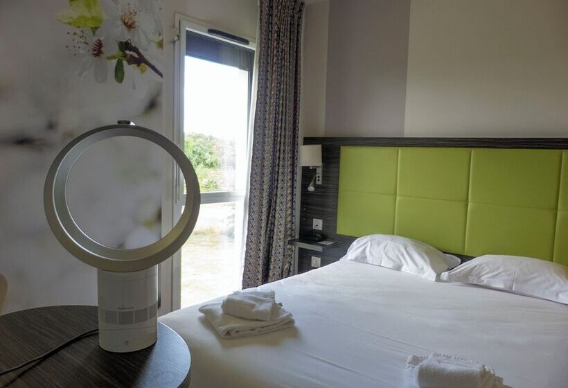 جناح, Hôtel La Verriaire   The Originals