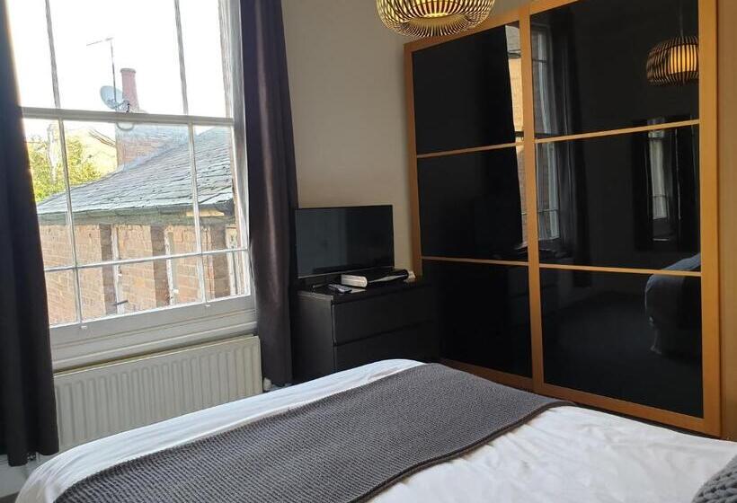 Апартаменты 1 Спальня, Victoria Park Lodge