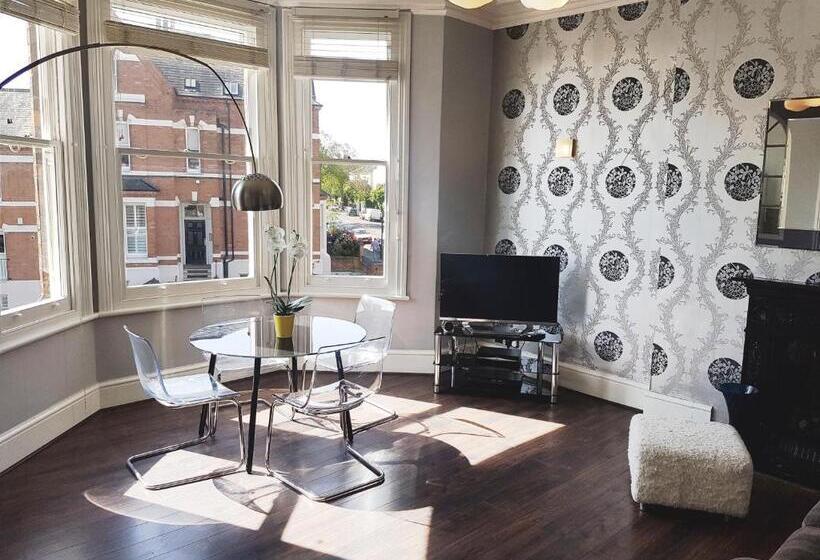 Апартаменты 1 Спальня, Victoria Park Lodge