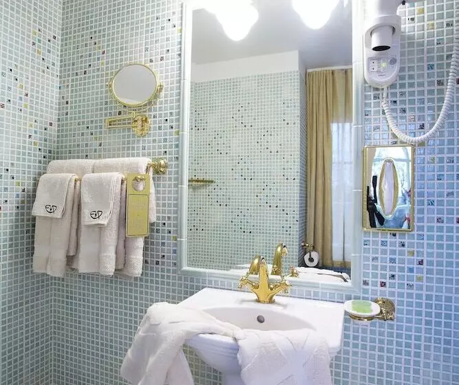 اتاق استاندارد, Ekesparre Boutique