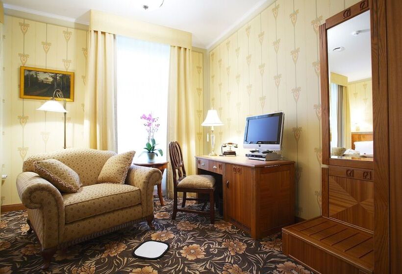 اتاق لوکس, Ekesparre Boutique